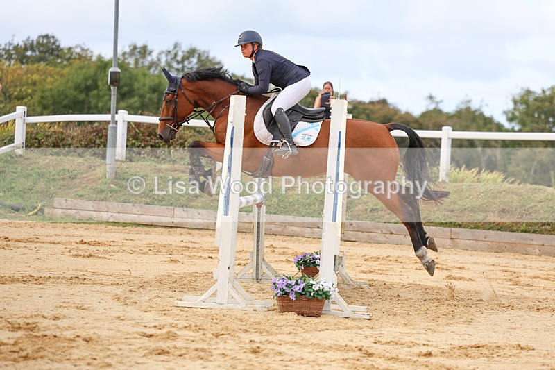 3E7A2169 - Class 4: Senior British Novice/90cm open