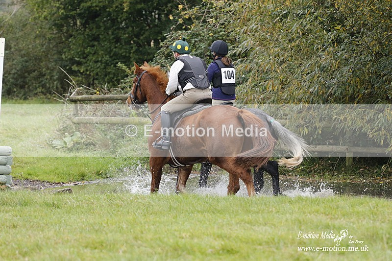  WWHT 171021 1928 - Novice Pairs (0.80m)  17/10/21