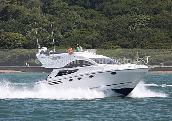 090614 VALDA IMG_1794 - Flybridge Cruisers