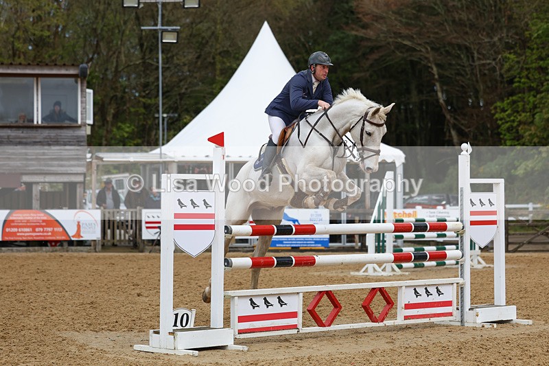 3E7A1845 - Class 7: Senior Newcomers/1.10m open