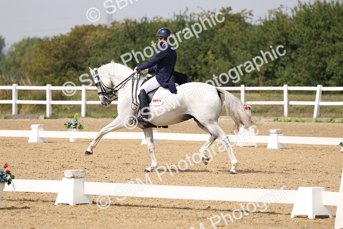 SBM_007335 - Class 9 - FEI INT I - 13.37-14.33