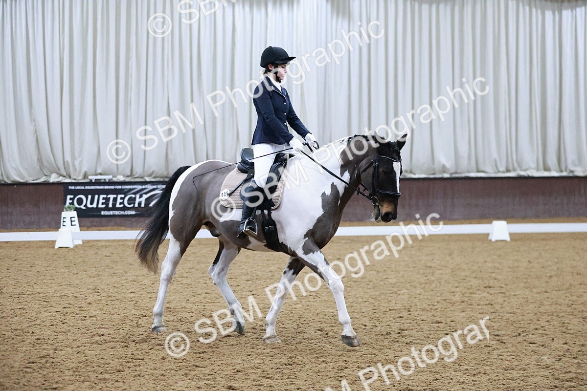 SBM_000552 - Class 7-6 - Novice 3-Novice 2