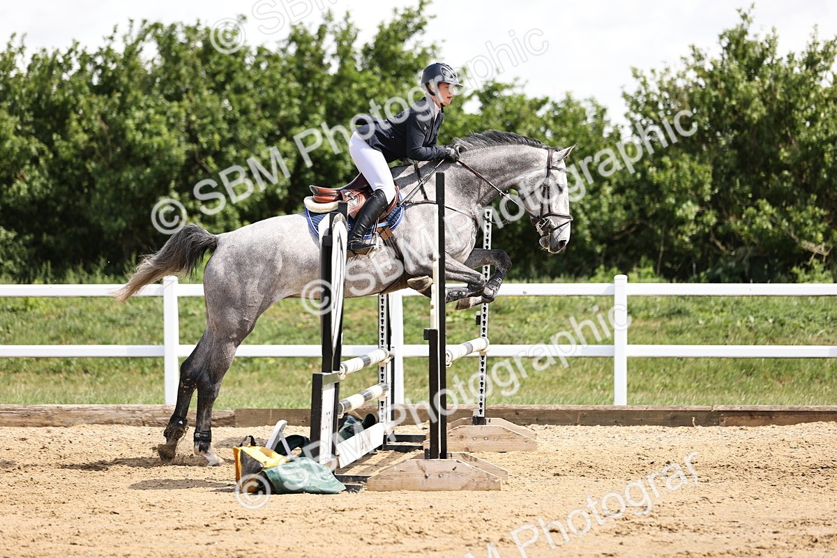 SBM_002295 - Class 9 - Senior British Novice - 90cm