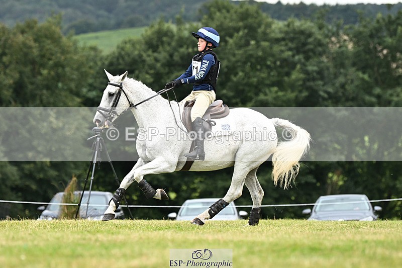 240825X-163214-37286 - 80cm XC 16.30 to 17.30