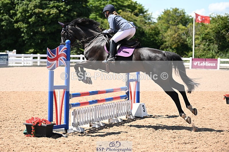 240728A-124234-08581 - Cls 32 85cm Amateur Qualifier