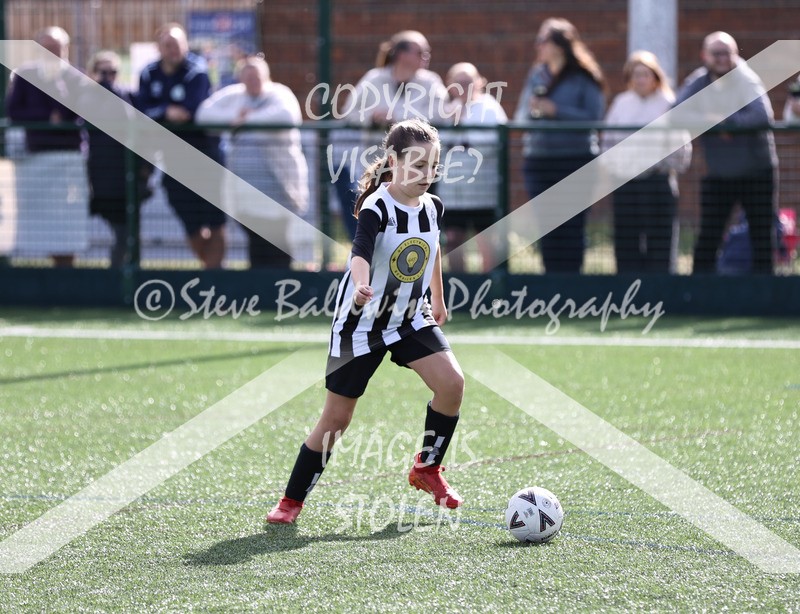 1DX30173 - Sat 13th U9 Girls