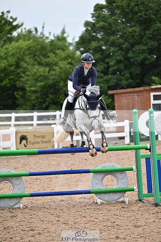 240703A-131054-00403 - Cls 05 Snr Fox & 1.20 Open