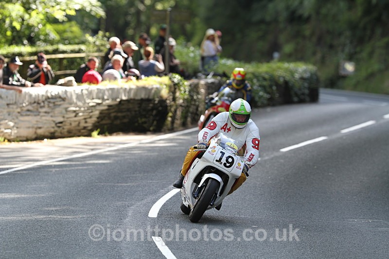 FOM_0964 - Classic TT Lap of honour