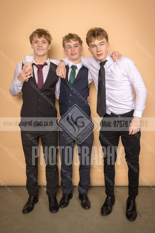 R5L1_2620 - Thurso high school 2025 - Senior prom