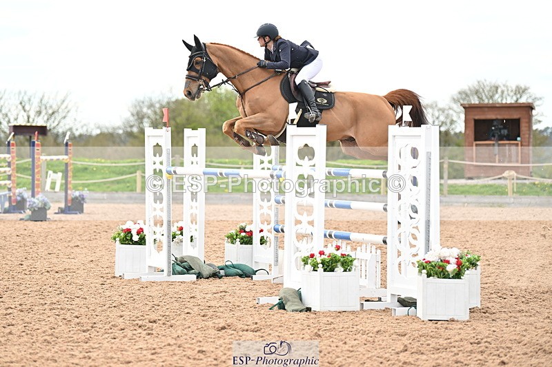 240418A-152517-04686 - Cls 9, 2 Star Big Tour 1.40m