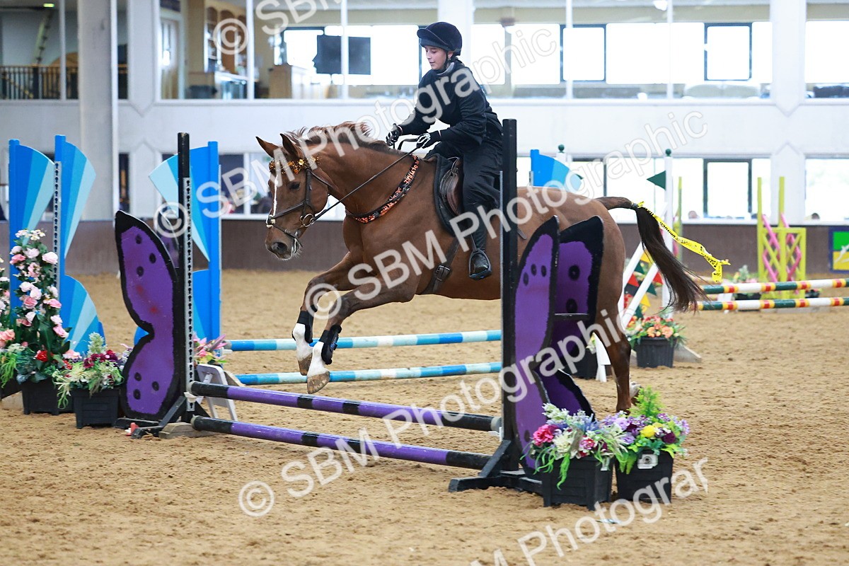 SBM_001760 - Class 3 - Horse & Hound (60cm)