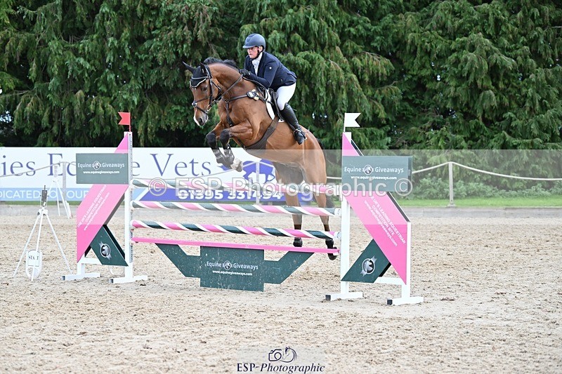 231022-132505-27048 - 359-ROSSDARRAGH.NERO-Charlotte.Rowe-SJ