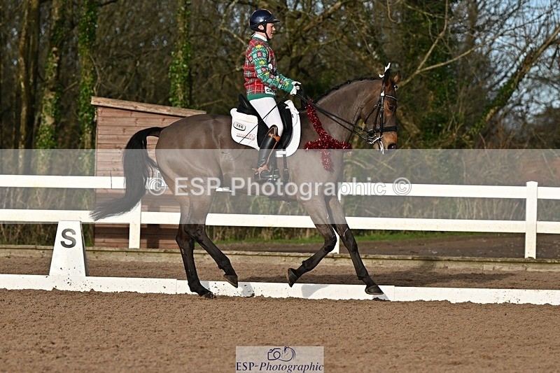 241214-131805-02383 - 106-Tyler.Bradshaw-Mexx