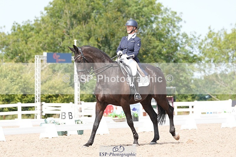 250815-130508-01176 - 017-elaine.scottFlorava