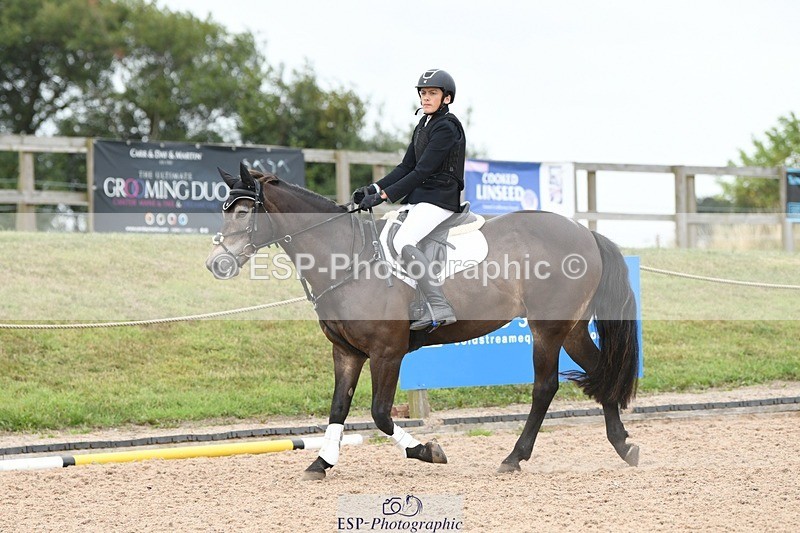 250807-111855-00581 - 90cm Round 1