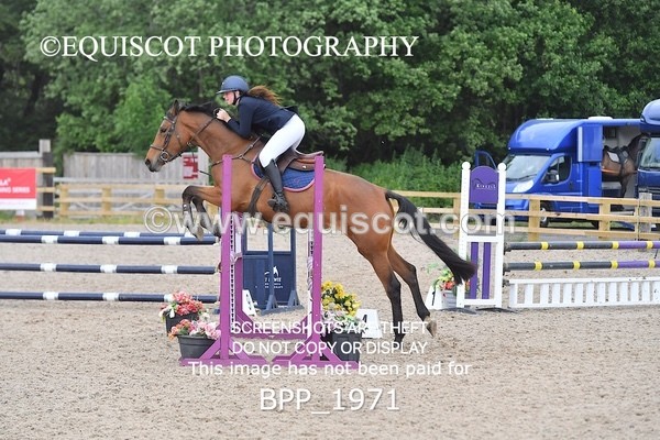 BPP_1971 - SAT CLASS 10 Senior British Novice/ 90cm Open