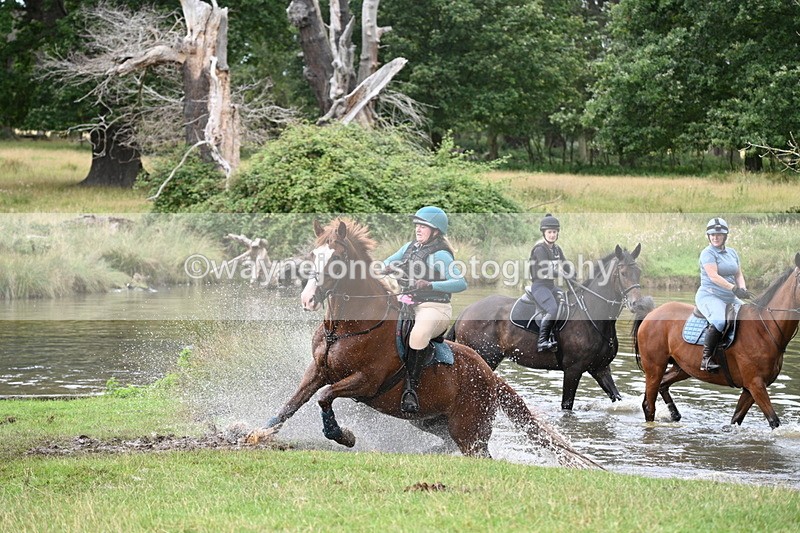 WJ7_3475 - Time at Water 12:15 to 12:50