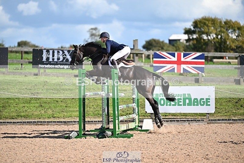 250924-140552-00525 - Cls 6 Foxhunter and 1.20m Open