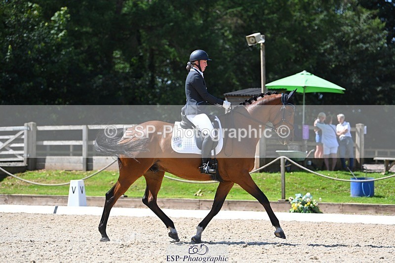 230811-124216-01367 - Cls 4 Adv Medium Silver