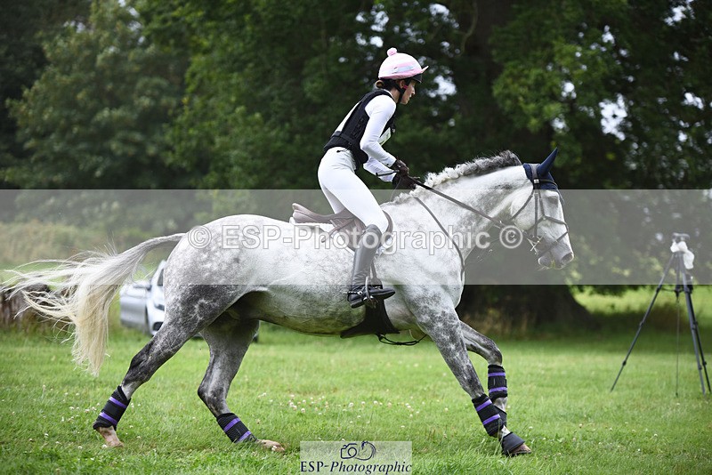 240804-130915-14162 - 457-Lydia_Stuart-SAUNDERSCOURT_FURISTOS