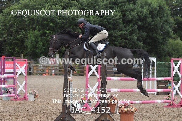 JAC_4152 - CLASS 6 Senior Newcomers/ 1.10m Open