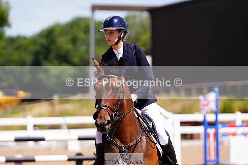 240629A-120446-05177 - Cls 18 Newcomers and 1m Open