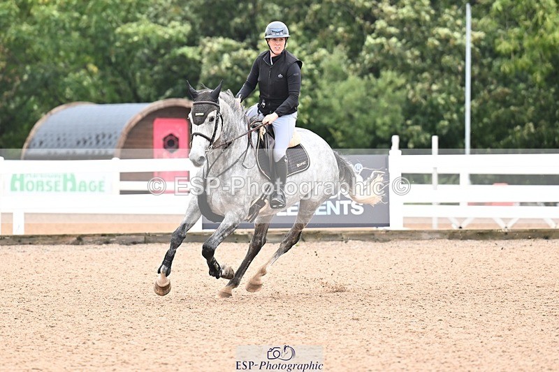 250917-104256-00124 - Cls 1 British Novice and 90cm Open