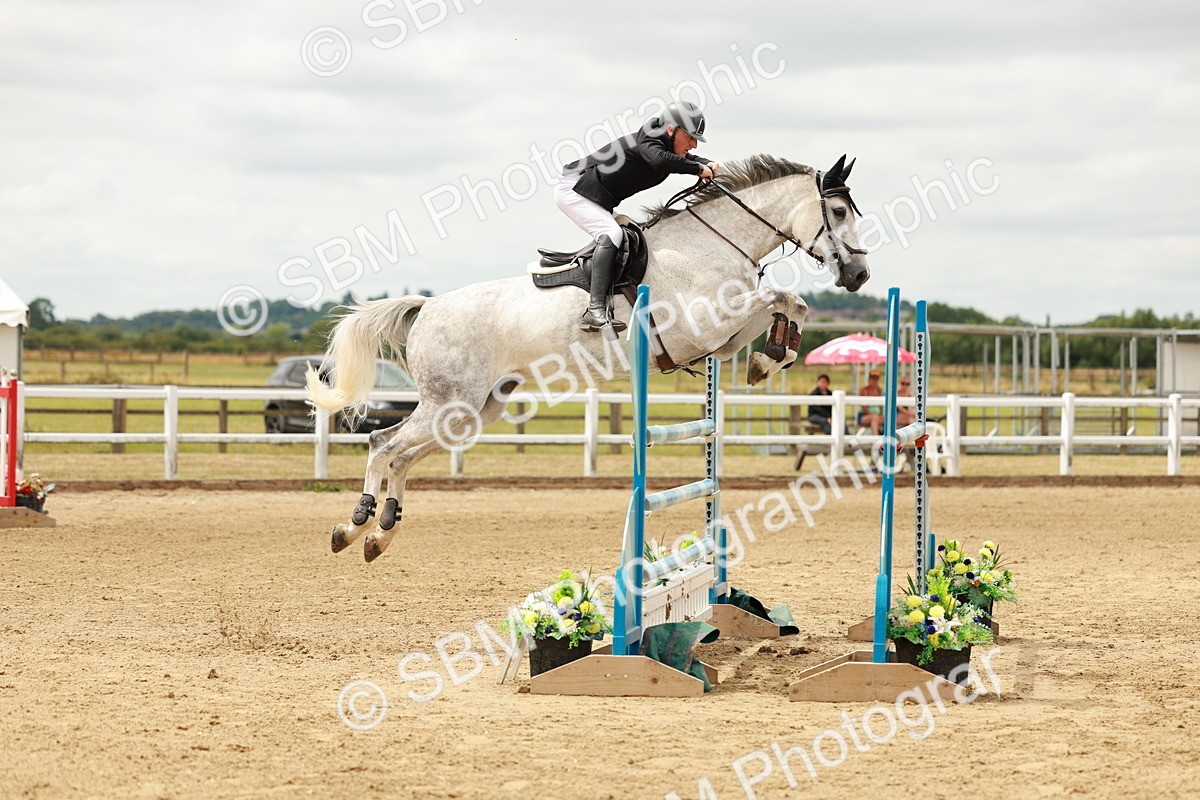 SBM_017806 - Class 21 - Senior Newcomers Championship 2d Rd