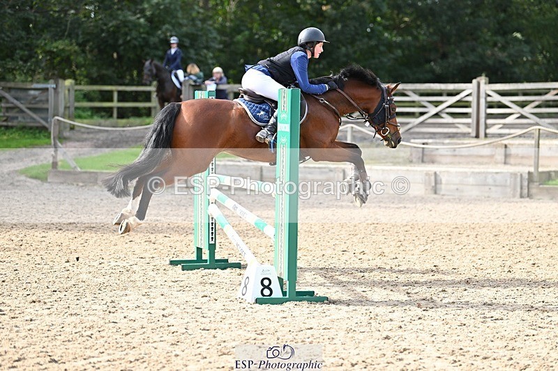230930-120244-00453 - Cls 4 Pony Newcomers & 1m Open