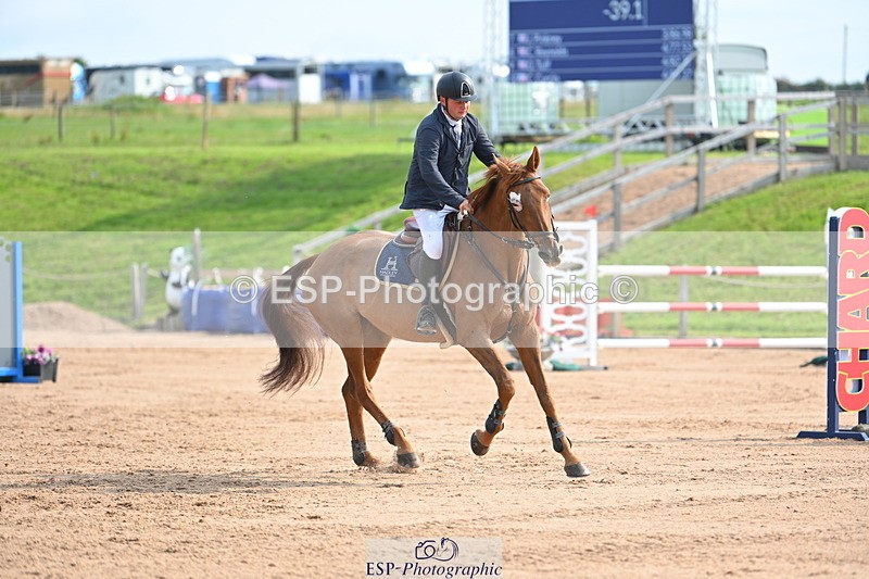 230721A-093552-04965 - Cls 2, 2 Star Small 1.30m