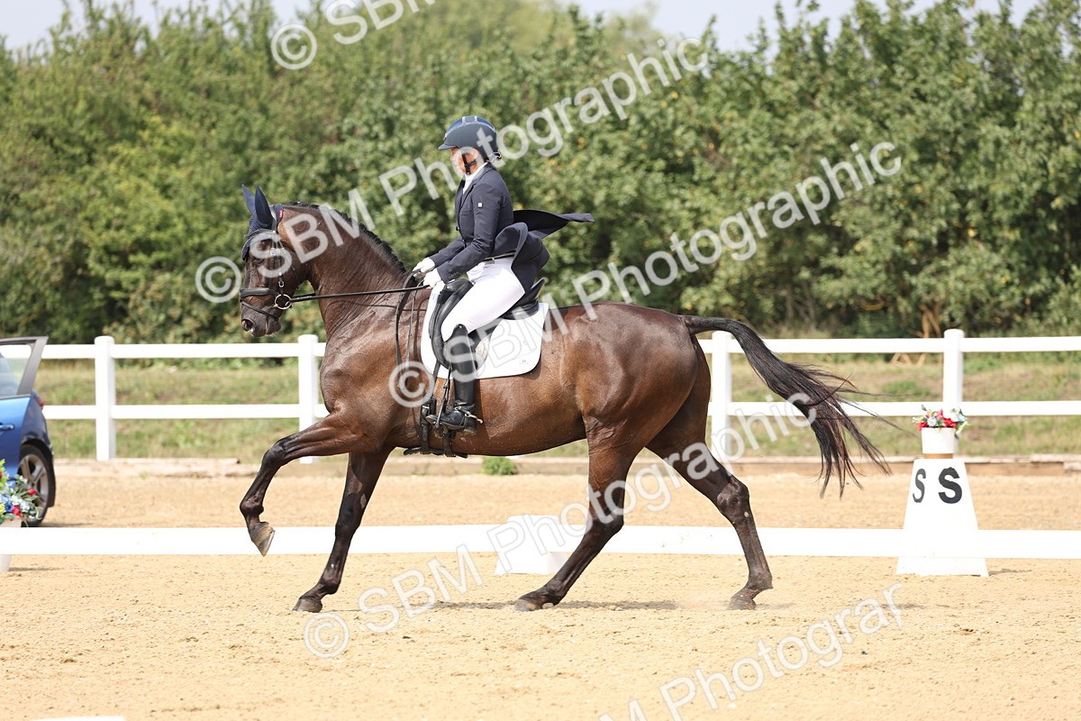 SBM_007307 - Class 9 - FEI INT I - 13.37-14.33