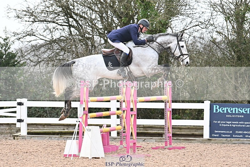 231208A-142657-01123 - Cls 7 National 1.30m & 1.40m