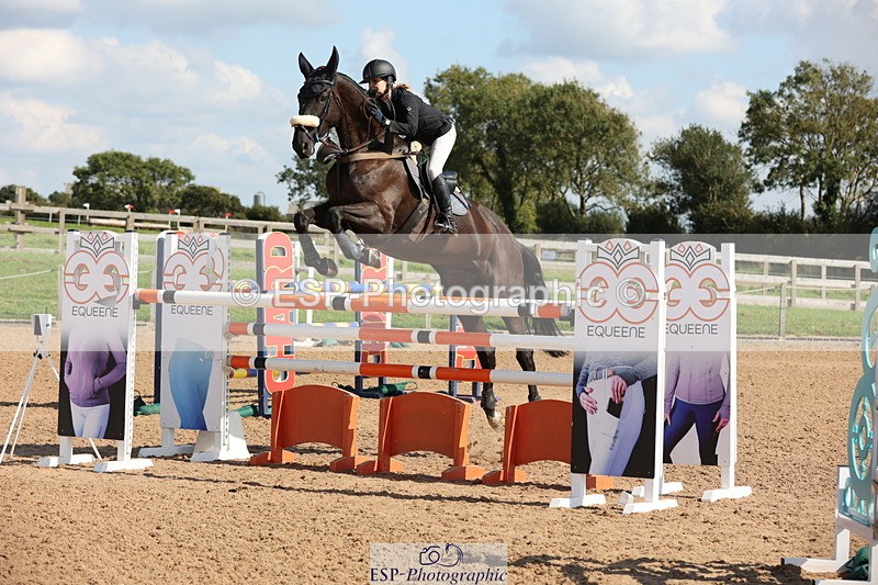 230915A-143512-02641 - Cls 5 National 1.40m