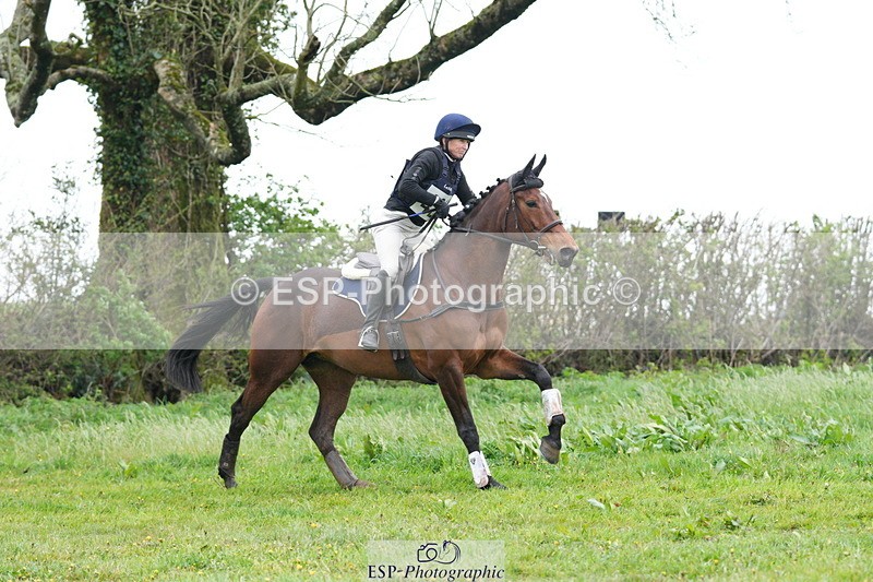 250419-092349-08160 - 420-Fiona.Jones-ABBY.VD.BERGHOEVE.Z