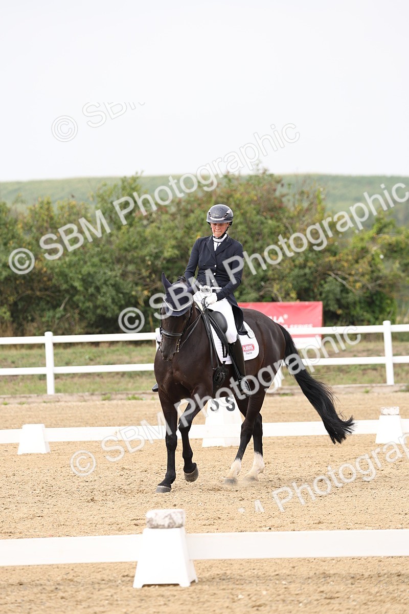 SBM_008229 - Class 10 - FEI INT I - 16.10-16.50