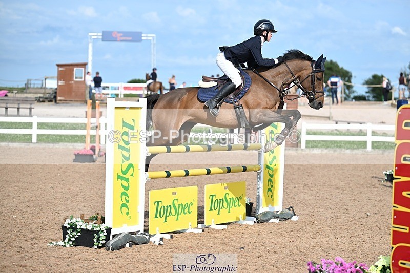 260627-175525-05888 - Cls 27 Foxhunter and 1.10m
