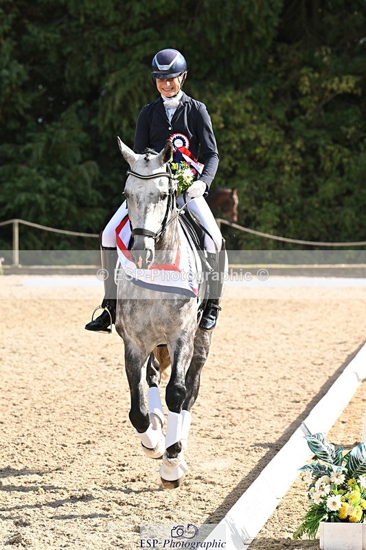 250808A-170104-02197 - Novice GOLD Presentations