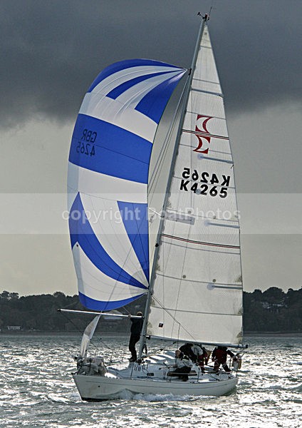 101030 HAPPY APPLE GBR4265 IMG_1870 - Sailboats - monohull