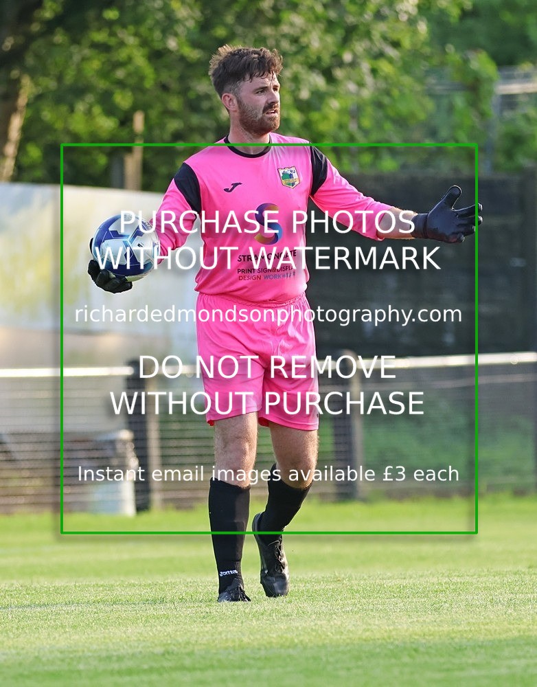 533A5282 - Kendal Town vs Kendal United