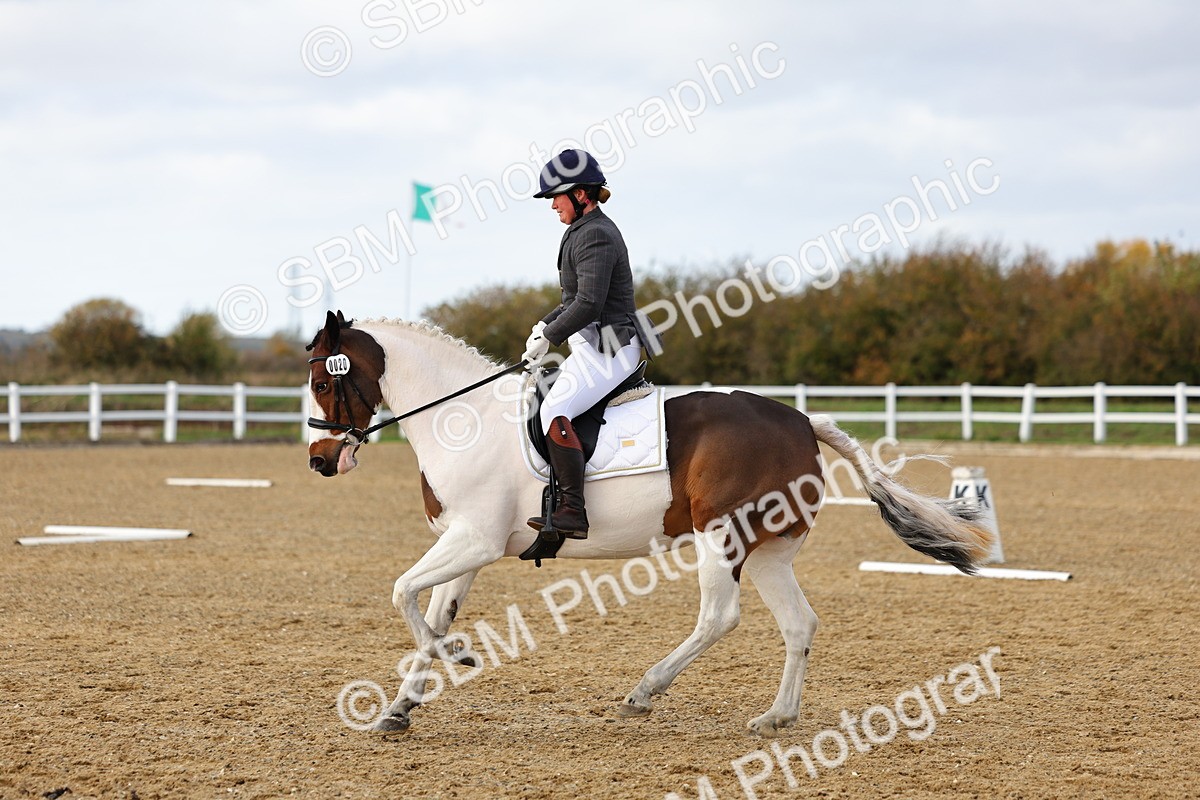 SBM_002664 - Class 8-11 - Novice 1-E1