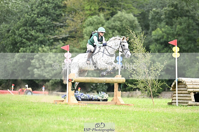 240804-134131-15258 - 469-Neha_Walker-SPOT_ME