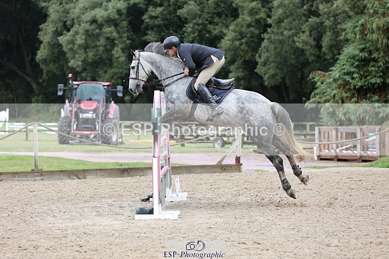 250831A-134055-10346 - Cls 42 Snr 1m Grand Prix