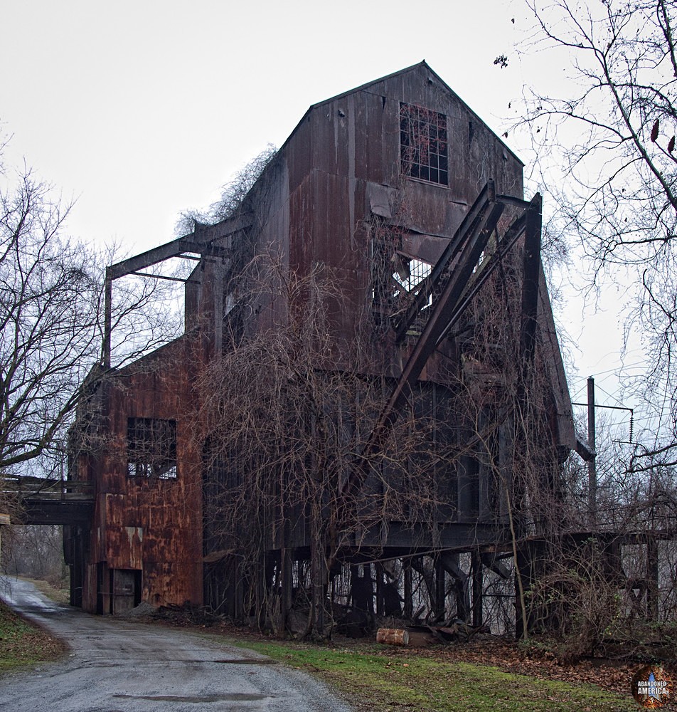 Billmeyer Limestone Quarry (Bainbridge, PA) | Foggy Monster - Billmeyer Limestone Quarry