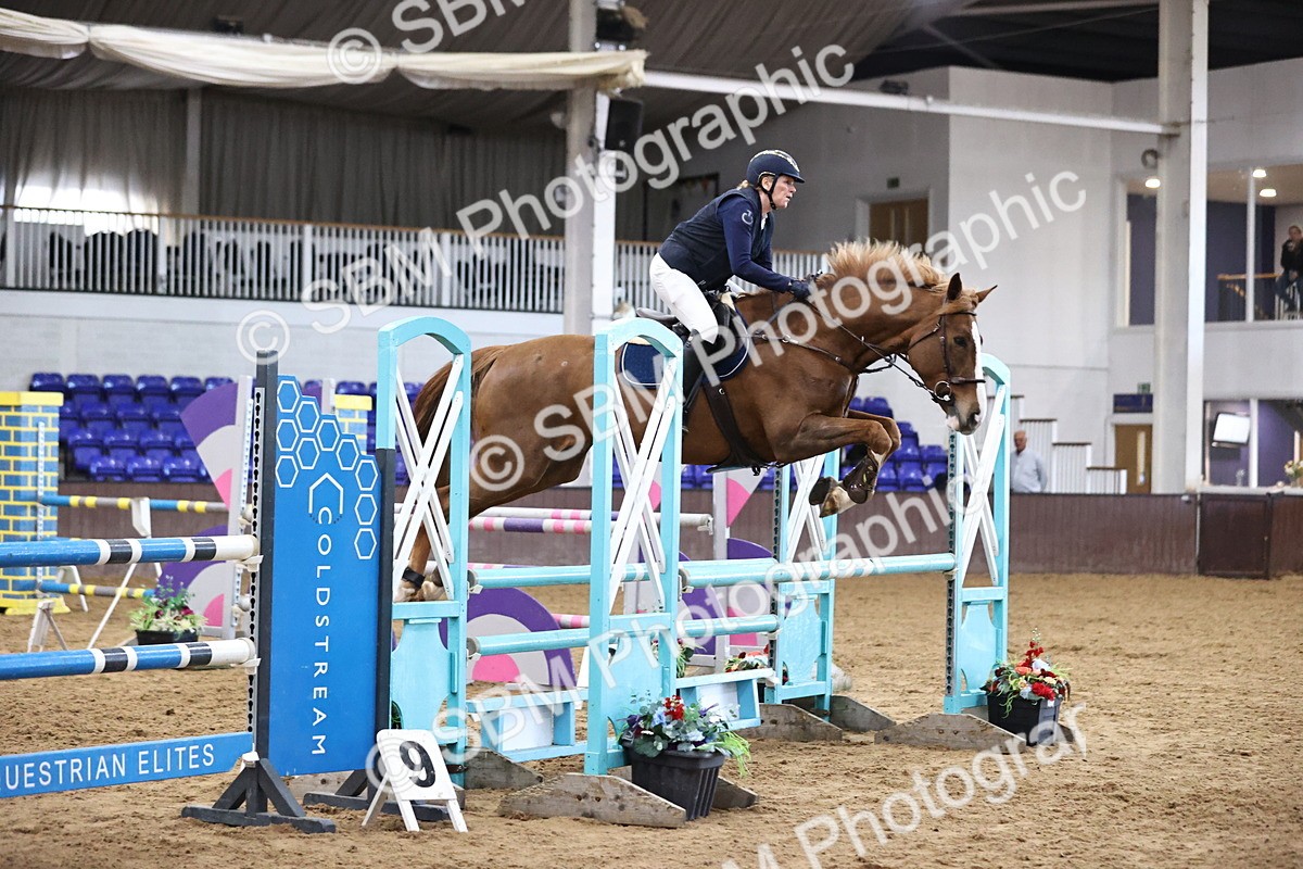 SBM_001784 - Class 4 - Senior Newcomers - 1.10m Open