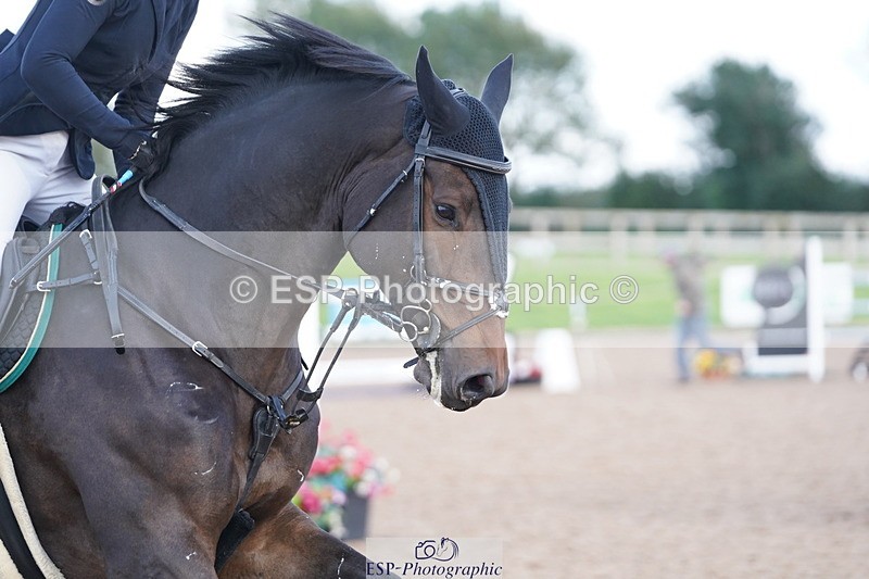 241005A-170228-05252 - SAT Cls 13 Nat 1.30m & 1.40m