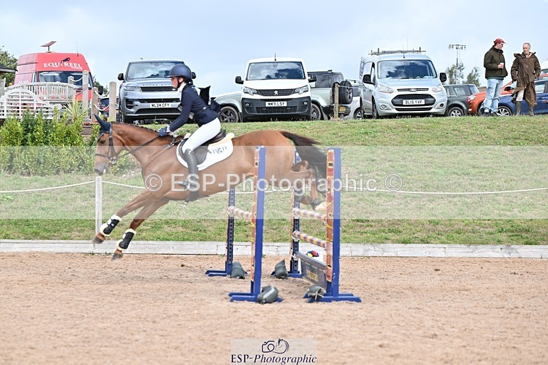 250831-123159-08303 - L-560-Arabella.Henderson