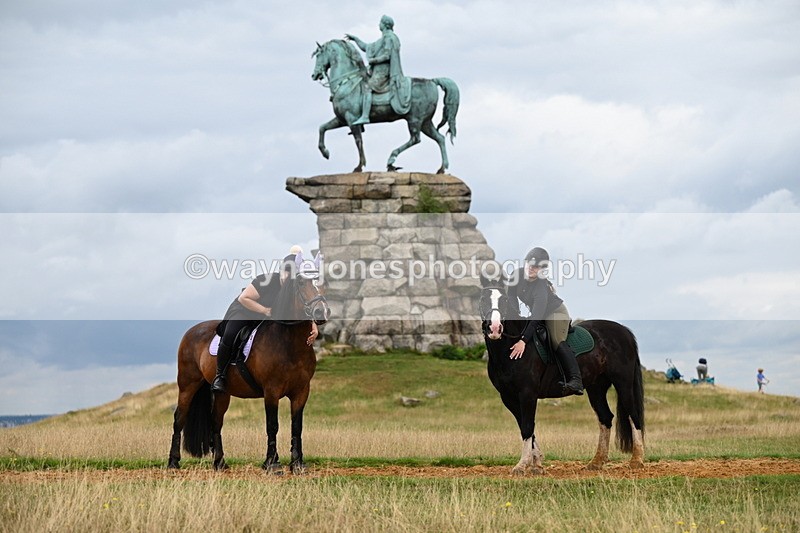 DSC_5221 - Time at Statue 11:46 to 12:16
