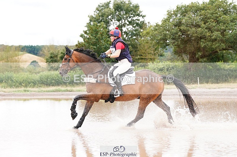 250803A-123804-13061 - M-554-Lucy.Henretty-Lee-AMANDI.VIVENDI