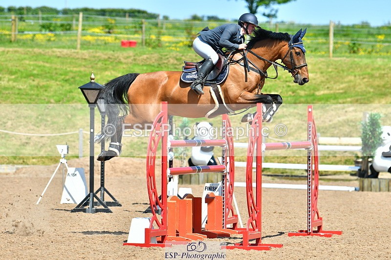 230527A-142424-05000 - Cls 17 National 1.30m Open