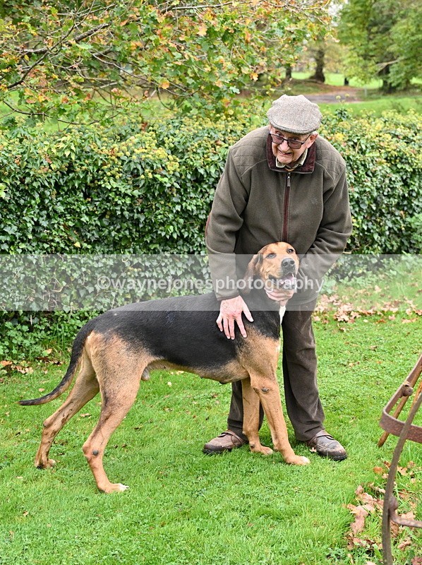 WJ7_6151 - Berks & Bucks - Children's Meet - The Old Farmhouse – Steventon.